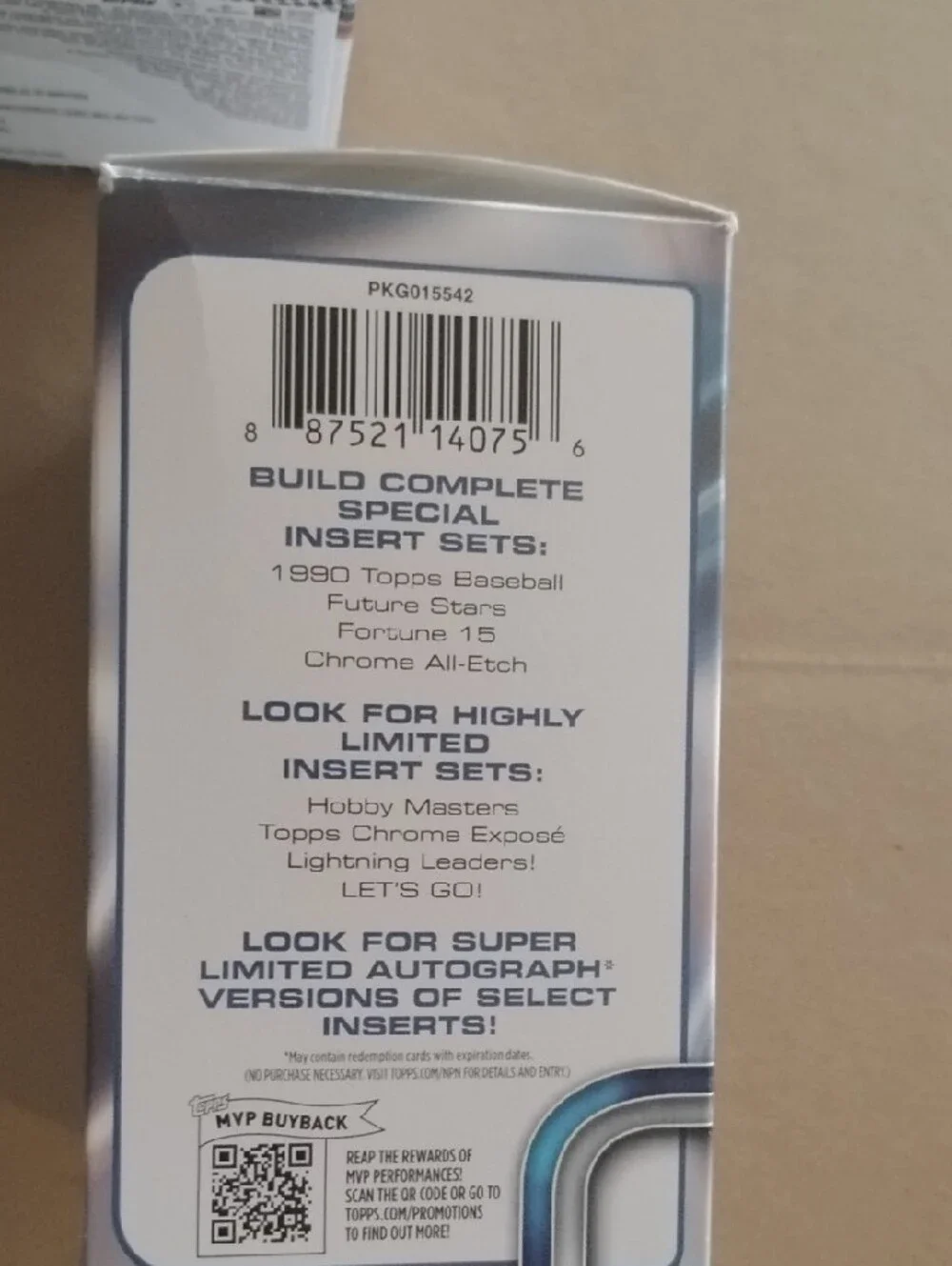Topps Chrome & Topps Update Triple Box Set - Red, Blue, White - Picture 2 of 5